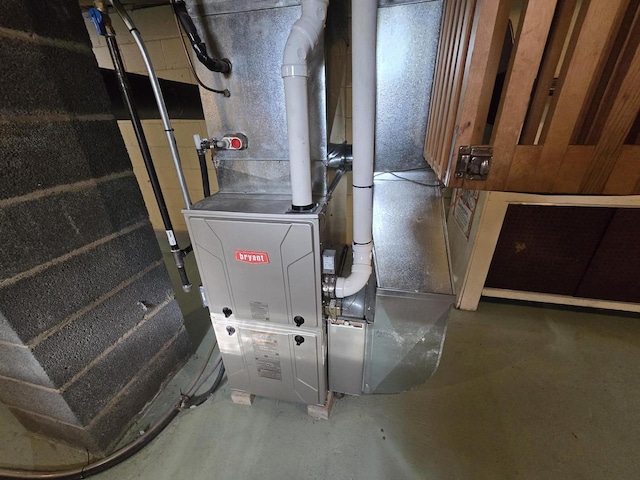 1440 4th St, Port Edwards, WI 54469 - utility room featuring heating unit
