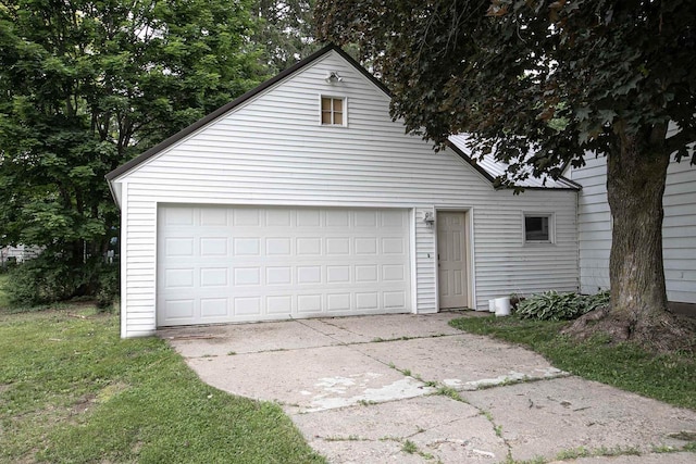 66 Torrey St, Clintonville, WI 54929 - view of garage