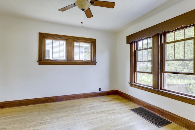 518 Maple Ave, Madison, WI 53704 - unfurnished room with light wood-style flooring and a ceiling fan