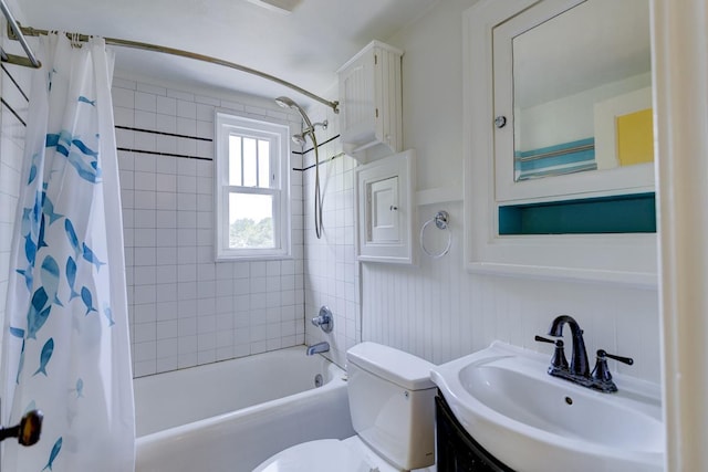 518 Maple Ave, Madison, WI 53704 - full bathroom featuring shower / bathtub combination with curtain and vanity