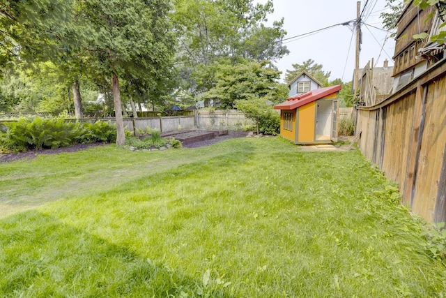 518 Maple Ave, Madison, WI 53704 - fenced backyard with a shed