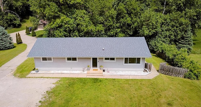 11812 Fox River Rd, Twin Lakes, WI 53181 - view of front of house featuring roof with shingles