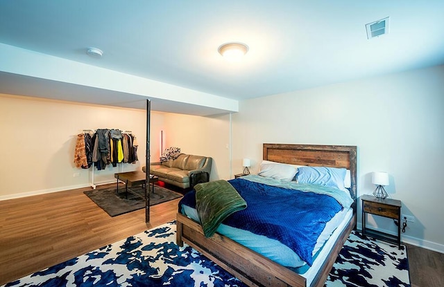 11812 Fox River Rd, Twin Lakes, WI 53181 - bedroom featuring wood finished floors and baseboards