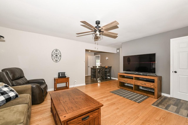 6913 Butternut Rd, Racine, WI 53402 - living area with ceiling fan and light wood-style floors