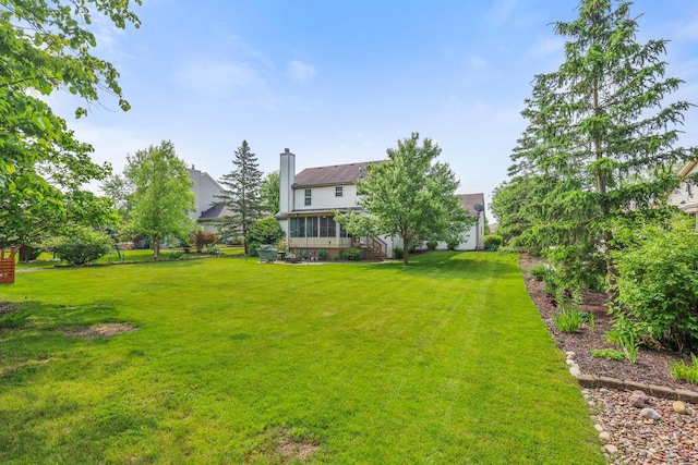 4140 W Lakeview Dr, Franklin, WI 53132 - view of grassy yard
