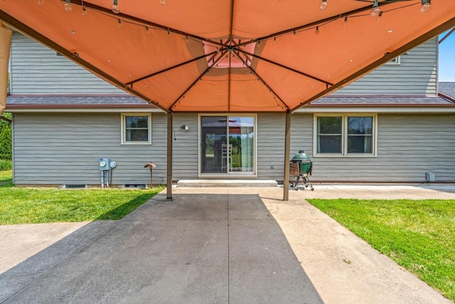W330S7517 Split Rail Dr, Mukwonago, WI 53149 - doorway to property with roof with shingles and a patio
