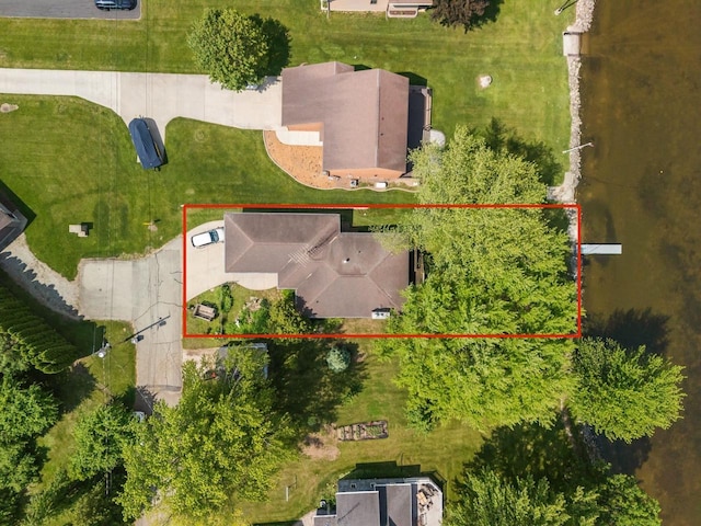 6352 Black Wolf Point Ln, Oshkosh, WI 54902 - aerial view of property's location with property boundaries highlighted