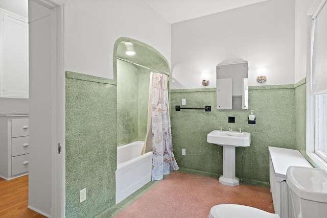 204 E Huron St, Berlin, WI 54923 - full bathroom with shower / bath combination with curtain and wainscoting