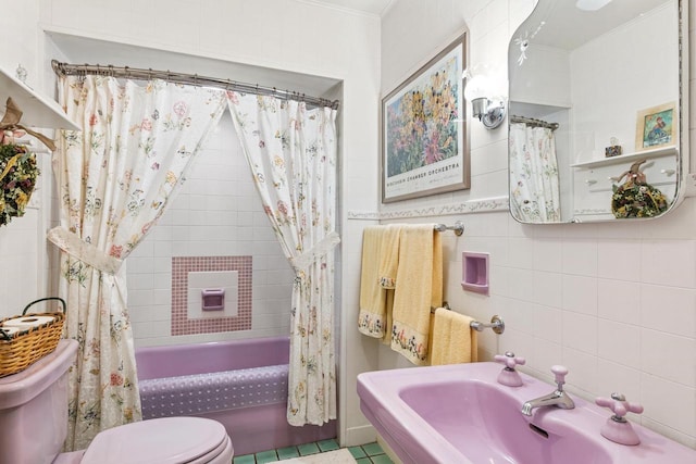 730 3rd St S, Wisconsin Rapids, WI 54494 - full bath with shower / bath combo, tile walls, tile patterned floors, and ornamental molding