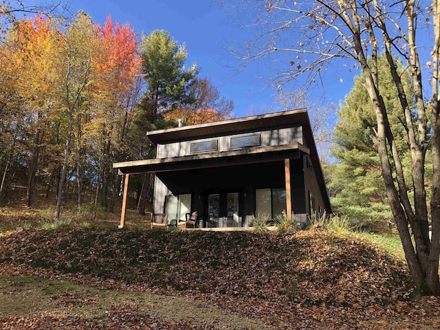 N4857 Oak Valley Ln, Elroy, WI 53929 - back of property