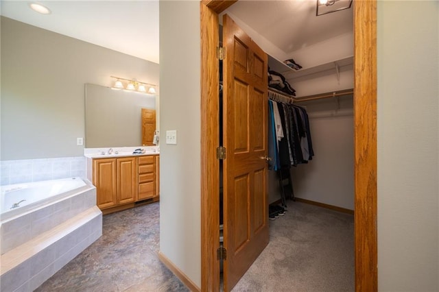 2193 County Road C, New Richmond, WI 54017 - walk in closet featuring a sink