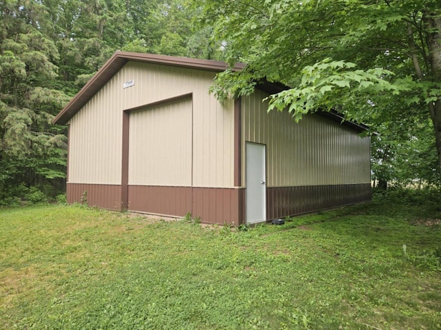 200890 Robin Rd, Marshfield, WI 54449 - view of home's exterior featuring an outbuilding and a yard