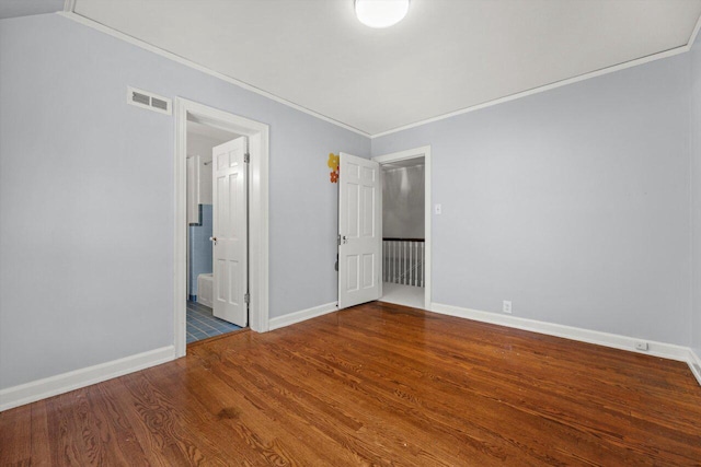 6123 N Berkeley Blvd, Whitefish Bay, WI 53217 - unfurnished room with crown molding and wood finished floors