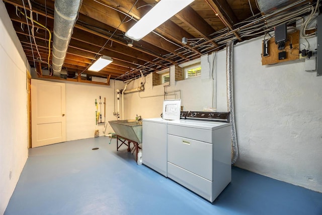 452 Woodland Dr, Wisconsin Rapids, WI 54494 - washroom with separate washer and dryer