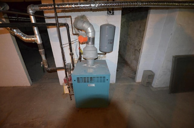 727 W Center St, Whitewater, WI 53190 - view of utility room