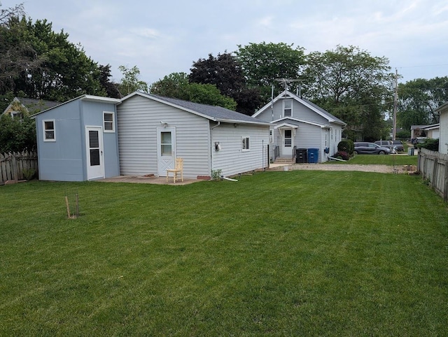 219 Guenther St, Oshkosh, WI 54902 - rear view of house