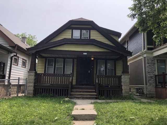 3716 N Dr William Finlayson St, Milwaukee, WI 53212 - view of front of house featuring a porch