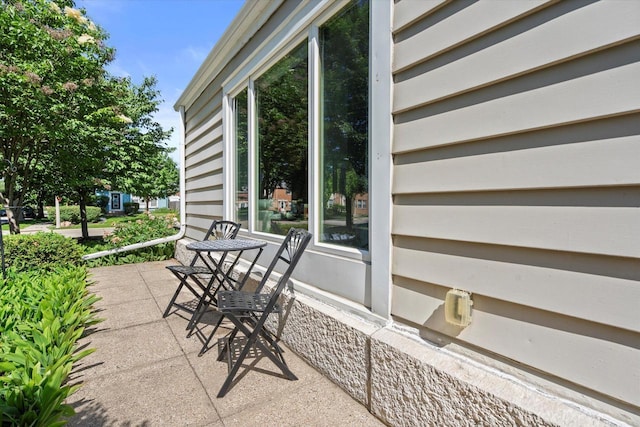 150 E Fairmount Ave, Whitefish Bay, WI 53217 - view of patio
