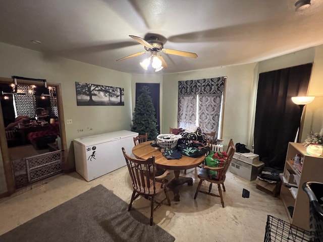 3671 E Plankinton Ave Unit 3673, Cudahy, WI 53110 - dining space with a ceiling fan