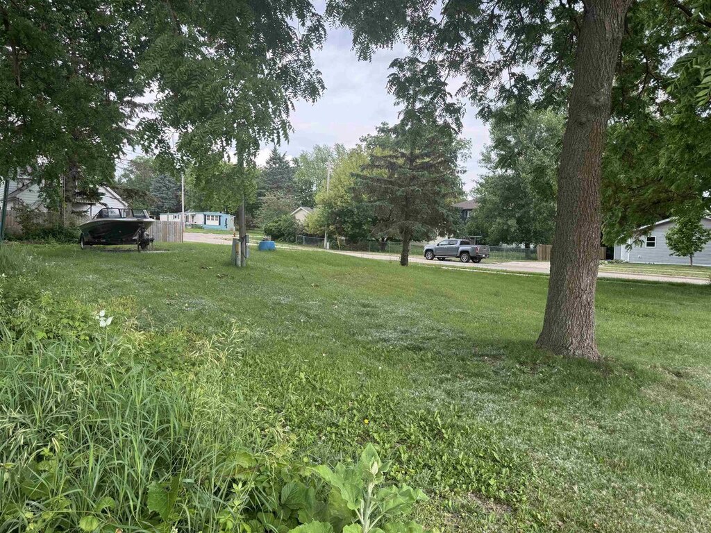 1019 15th St, Monroe, WI 53566