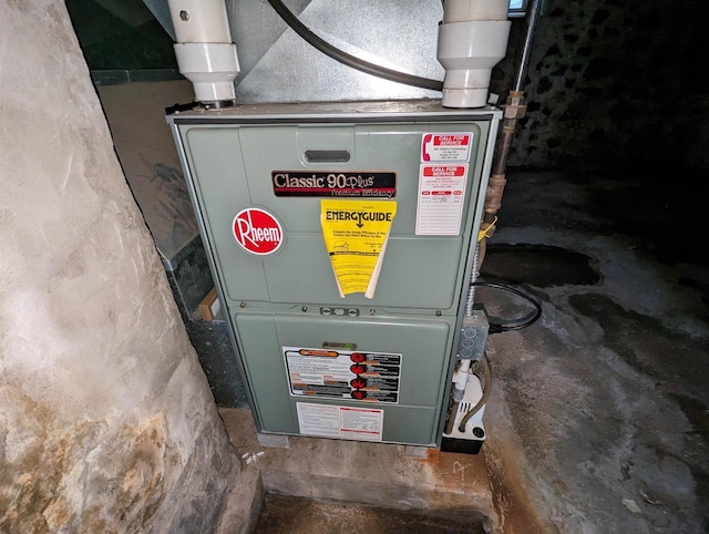 8478 N Brown County Line Rd, Pulaski, WI 54162 - utility room featuring heating unit