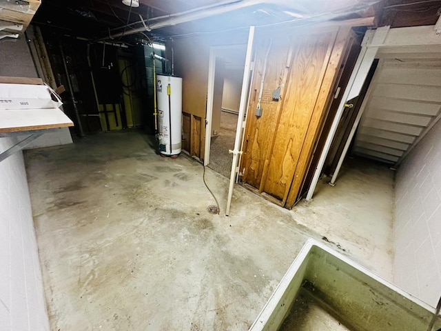 7140 N 48th St, Milwaukee, WI 53223 - unfinished basement featuring water heater