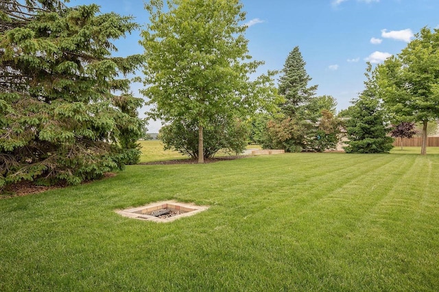 431 Ridgeway Dr, Brillion, WI 54110 - view of green lawn featuring an outdoor fire pit