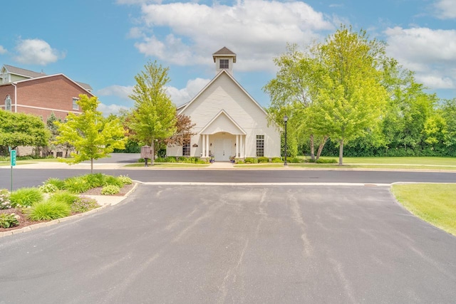7942 Williamsburg Ct Unit 101, Bristol, WI 53104 - view of street featuring street lights