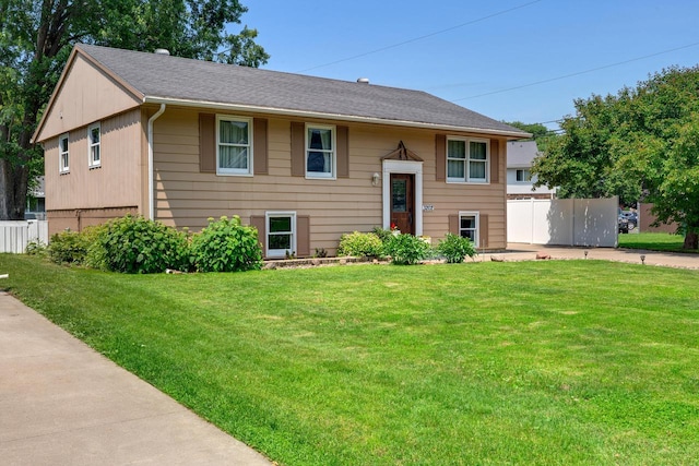 3202 34th St, South Street, La Crosse, WI 54601 - bi-level home with a shingled roof