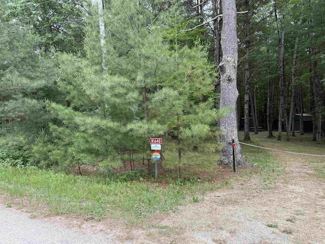 N1640 Sundance Ln, Keshena, WI 54135
