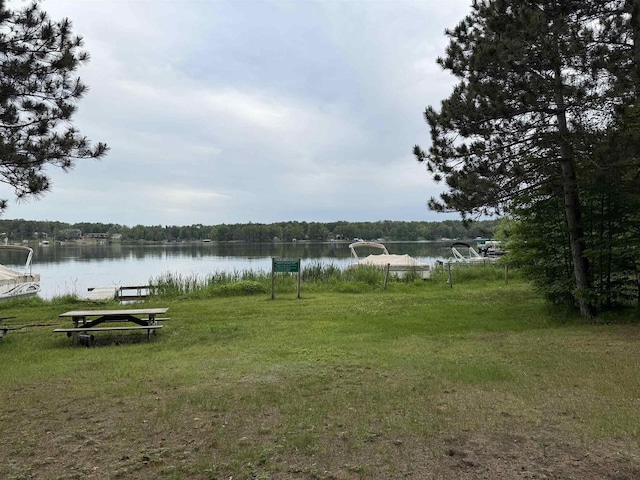 N1640 Sundance Ln, Keshena, WI 54135