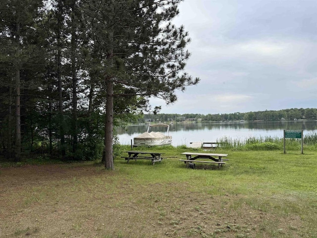 N1640 Sundance Ln, Keshena, WI 54135