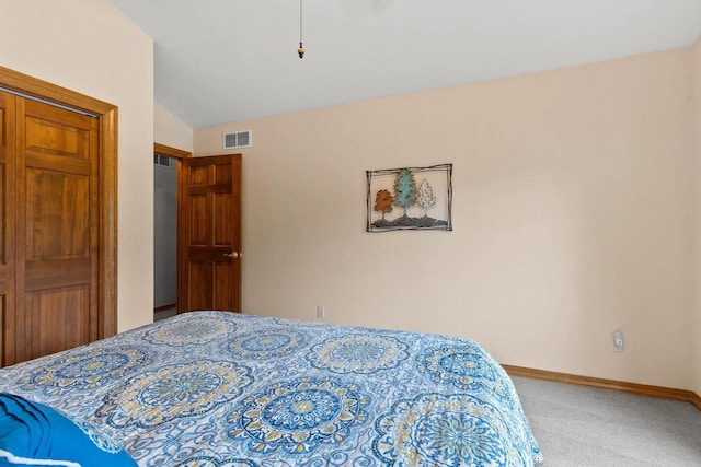 2510 Hillside Heights Dr, Green Bay, WI 54311 - carpeted bedroom with lofted ceiling and baseboards