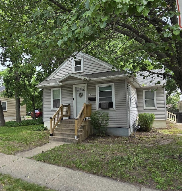 1131 6th St, Beloit, WI 53511 - view of bungalow-style house