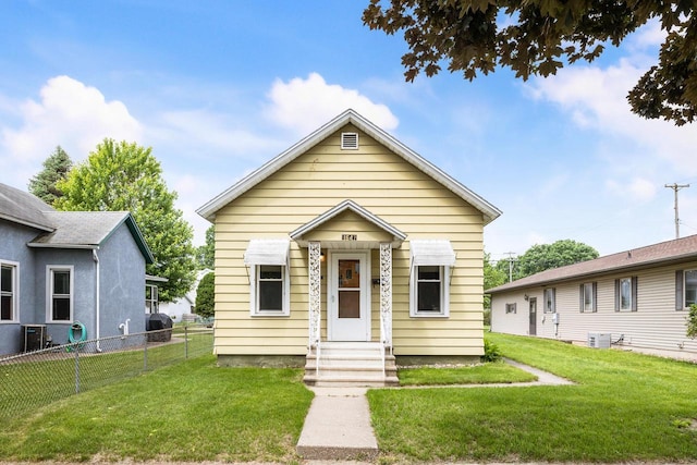 1647 Loomis St, La Crosse, WI 54603 - view of front of home