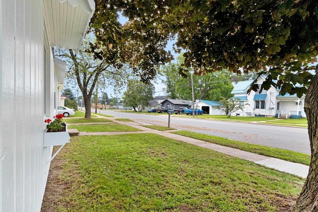 206 W Willow St, Bear Creek, WI 54922 - view of grassy yard featuring a residential view