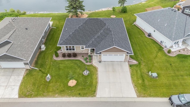 5090 N Milkweed Trl, Appleton, WI 54913 - aerial view of property and surrounding area with a large body of water