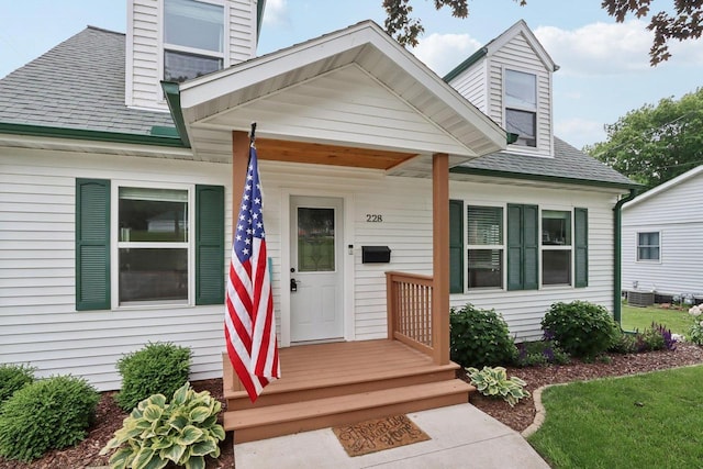 228 N Pleasant Ave, Jefferson, WI 53549 - view of front of property featuring a shingled roof