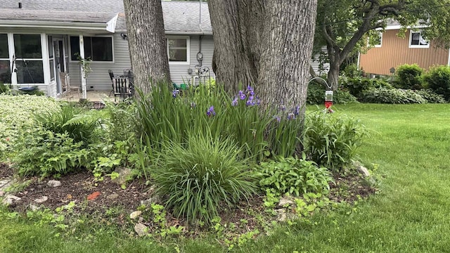 3218 N 13th St, Wausau, WI 54403 - view of green lawn