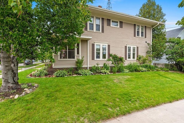 701 N 7th St, Manitowoc, WI 54220 - view of colonial house