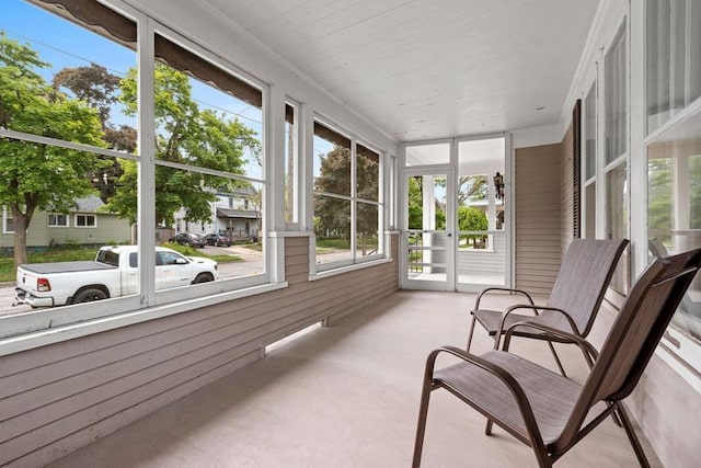 701 N 7th St, Manitowoc, WI 54220 - view of sunroom