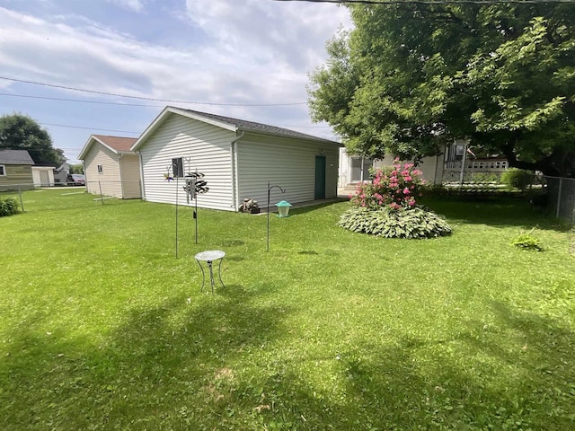 154 W Arndt St, Fond Du Lac, WI 54935 - view of yard