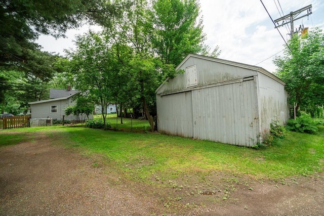 214 E Dell St, New Auburn, WI 54757 - view of yard featuring an outbuilding