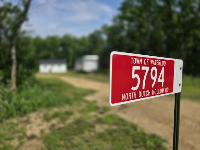 5794 N Dutch Hollow Rd, Potosi, WI 53820