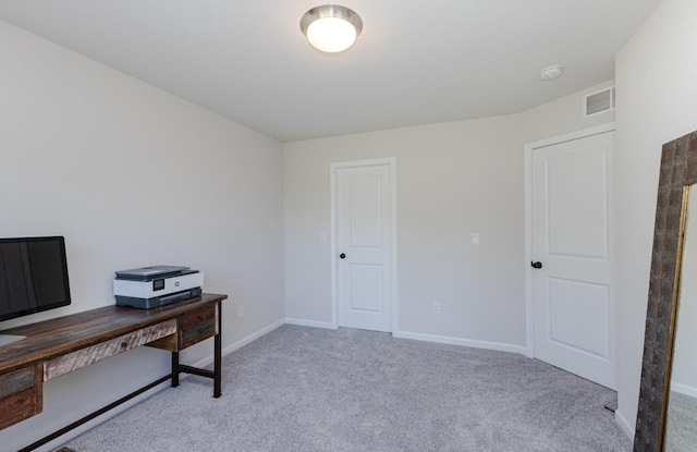 310 Paradise Ct, Hartland, WI 53029 - office space with carpet flooring