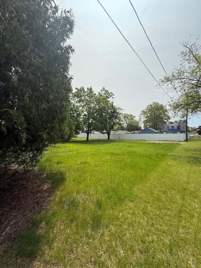 Gladstone St, Marinette, WI 54143
