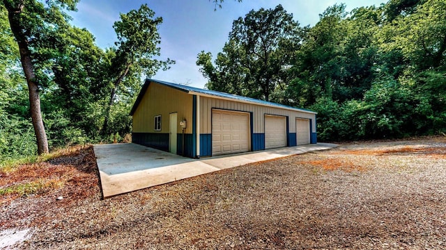 N2493 Kunz Rd, Fort Atkinson, WI 53538 - view of detached garage