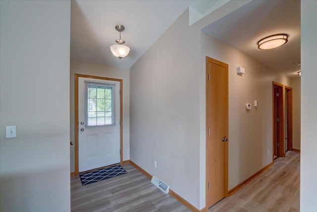 862 Stonefield Dr, Edgerton, WI 53534 - entryway featuring light wood-style flooring