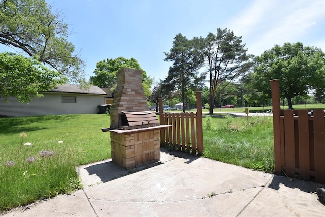 10526 W Congress St, Wauwatosa, WI 53225 - view of patio / terrace