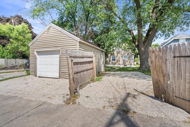 4455 N 58th St, Milwaukee, WI 53218 - view of detached garage